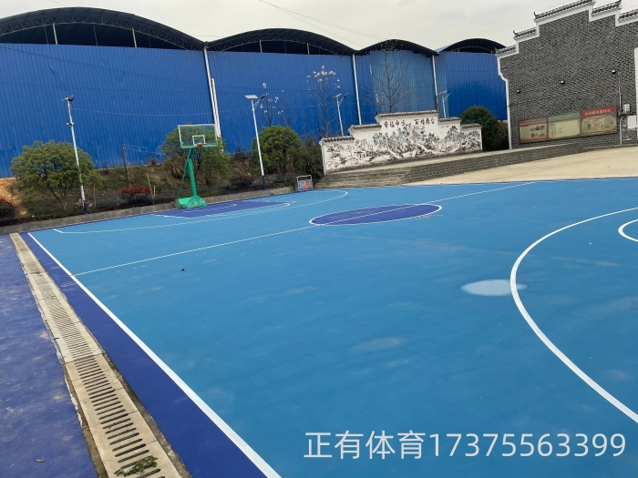 湖南正有體育設(shè)施有限公司,正有體育設(shè)施,湖南運(yùn)動(dòng)場地施工,塑膠跑道施工,球場施工,塑膠球場施工,球場施工,環(huán)氧地坪施工,廠房地坪施工,無塵車間施工,停車場施工,塑膠跑道價(jià)格